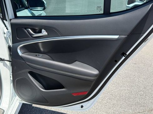 Used 2026 Genesis G70 2.5T AWD/4WD image 19