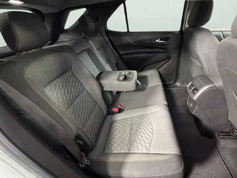 Certified 2018 Chevrolet Equinox LT FWD image 28
