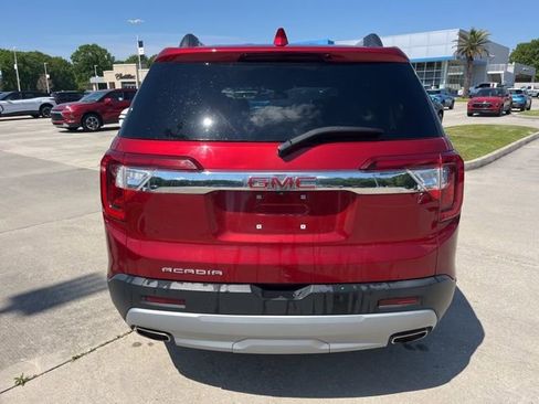 Used 2023 GMC Acadia SLT FWD image 5