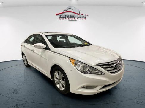 Used 2011 Hyundai Sonata Limited FWD image 1