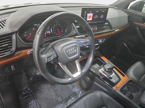 Used 2023 Audi Q5 2.0T Premium w/ Convenience Package AWD/4WD image 16