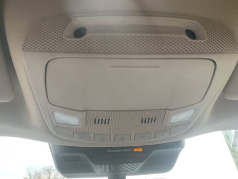 Used 2024 Ford Expedition Max XLT image 23