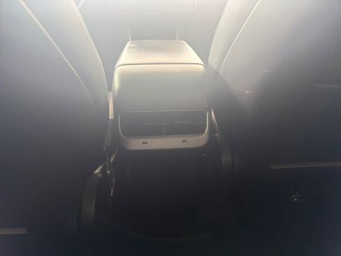 Used 2021 Tesla Model Y Long Range image 20