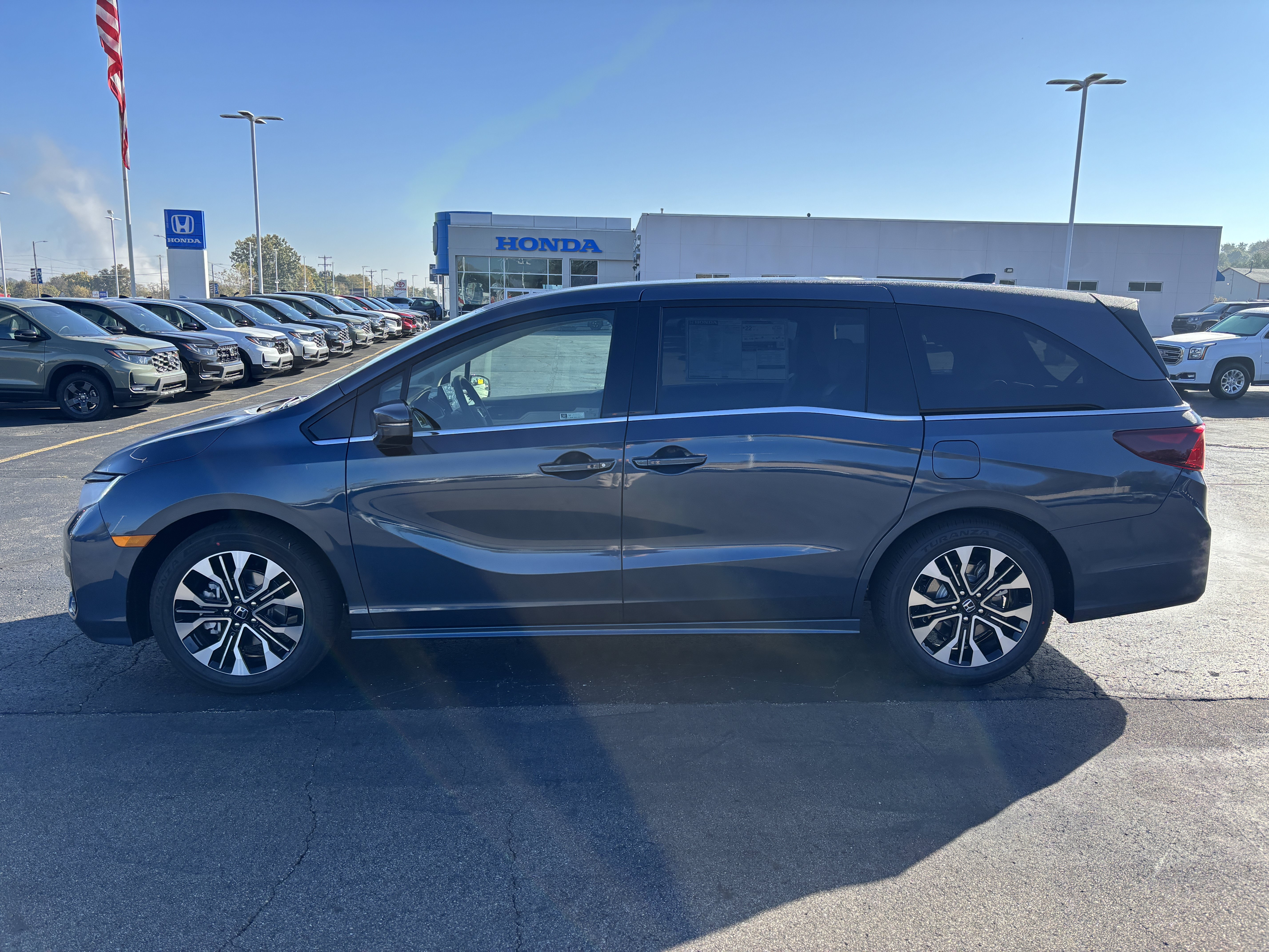 New 2027 Honda Odyssey Elite image 1
