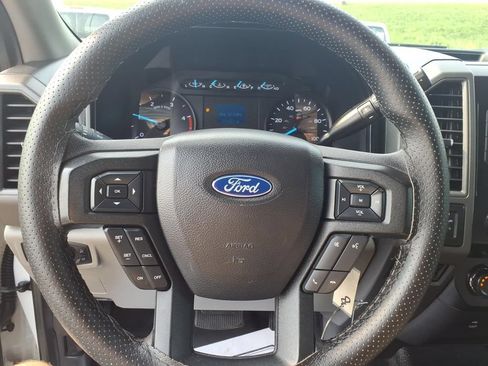 Used 2019 Ford F250 XL w/ Power Equipment Group AWD/4WD image 10