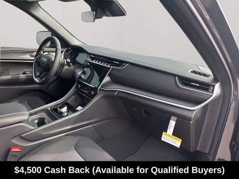 New 2025 Jeep Grand Cherokee L Laredo w/ Luxury Tech Group I RWD image 14