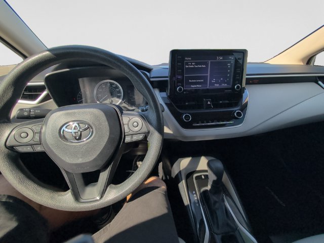 Used 2022 Toyota Corolla LE FWD image 19