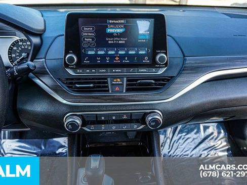 Used 2024 Nissan Altima 2.5 SV image 38