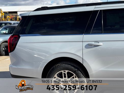 New 2026 Ford Expedition Max Active AWD/4WD image 6
