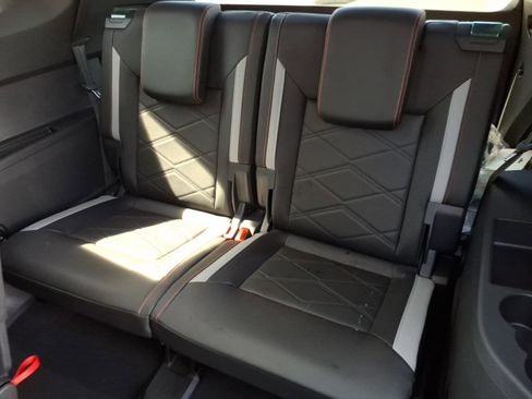 New 2026 Volkswagen Atlas Peak Edition image 15