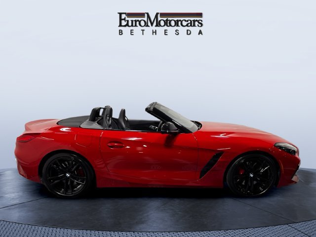 Used 2024 BMW Z4 M40i w/ Premium Package RWD image 6