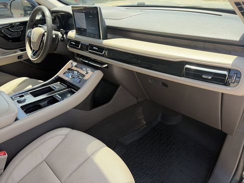 Used 2023 Lincoln Aviator Reserve w/ Equipment Group 201A RWD image 31