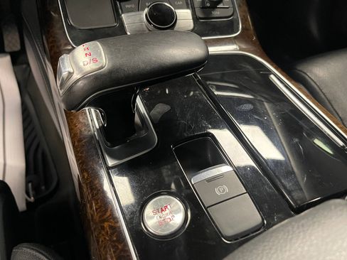 Used 2012 Audi A8 L 4.2 image 14
