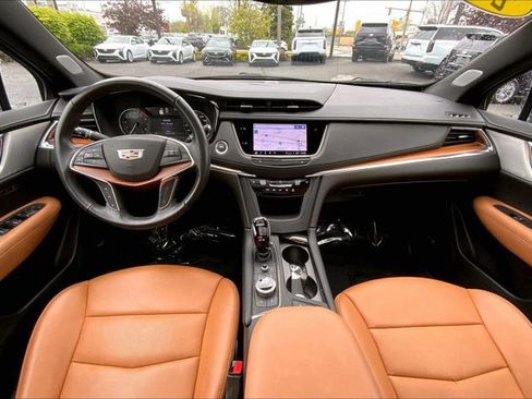 Used 2022 Cadillac XT5 Premium Luxury AWD/4WD image 15