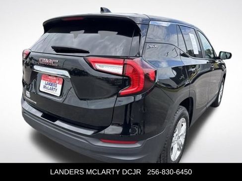 Used 2024 GMC Terrain SLE FWD image 5