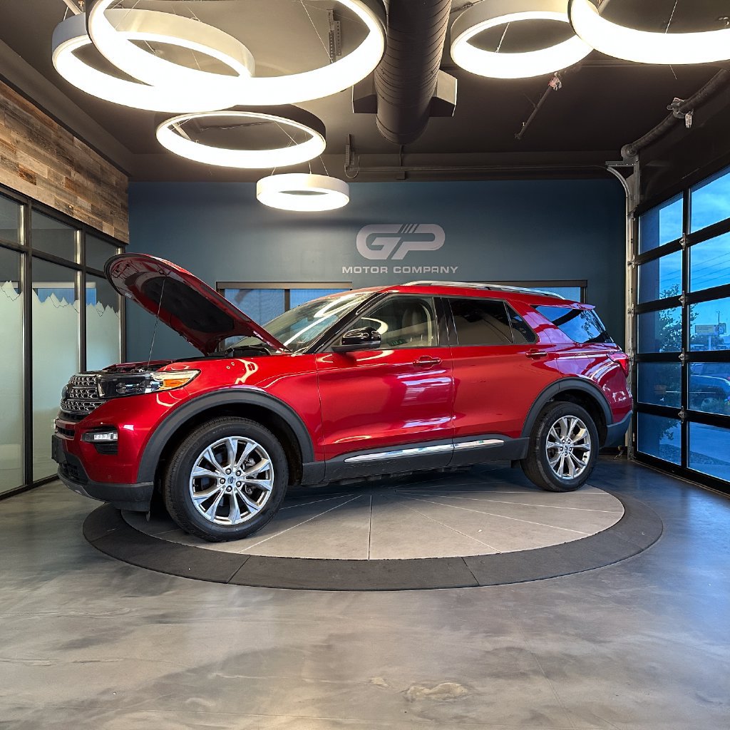 Used 2022 Ford Explorer Limited w/ Equipment Group 301A AWD/4WD image 25