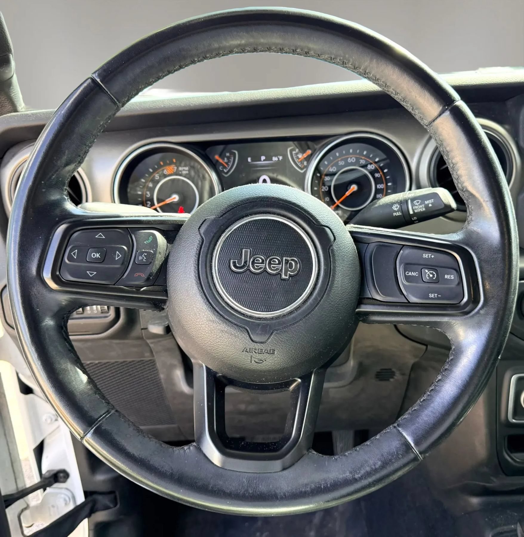 Used 2019 Jeep Wrangler Sport AWD/4WD image 9