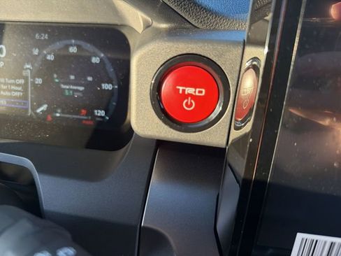 Certified 2026 Toyota 4Runner TRD Off-Road Premium w/ Tow Technology Package AWD/4WD image 15