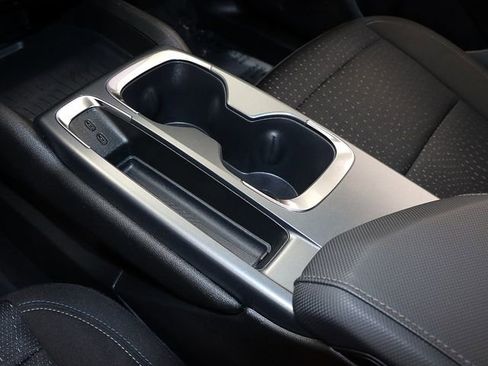 Used 2025 Chevrolet Equinox EV LT w/ Comfort Package image 25