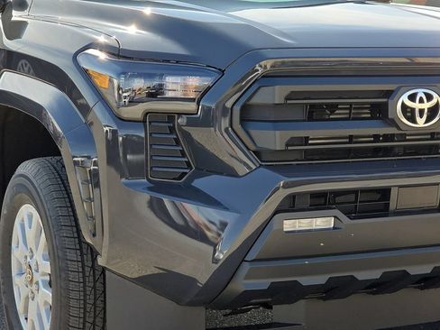 Used 2026 Toyota Tacoma SR5 RWD image 9
