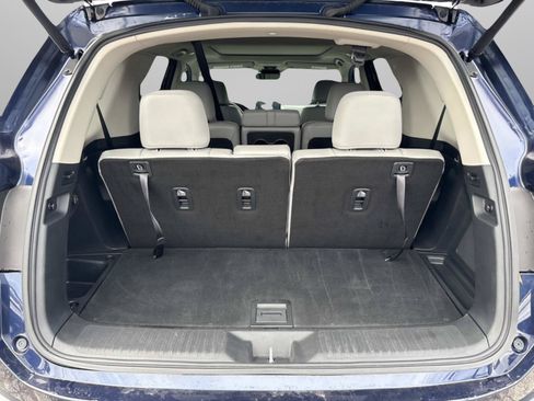 Used 2023 Honda Pilot Touring image 9
