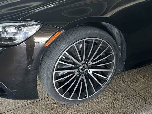Used 2022 Mercedes-Benz S 580 4MATIC Sedan image 5