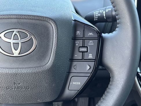 Used 2025 Toyota bZ4X FWD w/ Weather Package image 32