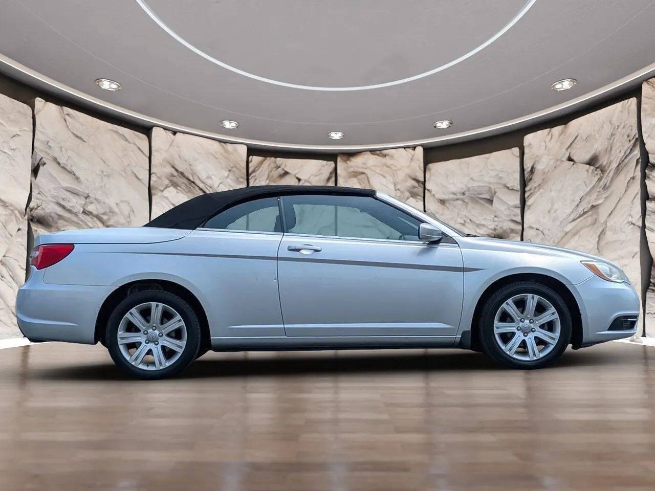 Used 2012 Chrysler 200 Touring w/ Cold Weather Group FWD image 15