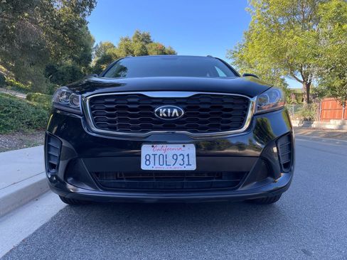 Used 2019 Kia Sorento LX w/ LX Convenience Package image 15