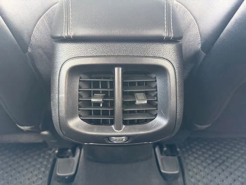 Used 2022 Jeep Cherokee Latitude image 30