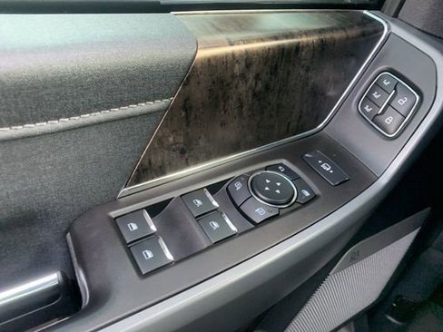 Used 2024 Ford F250 Lariat w/ Lariat Ultimate Package image 30