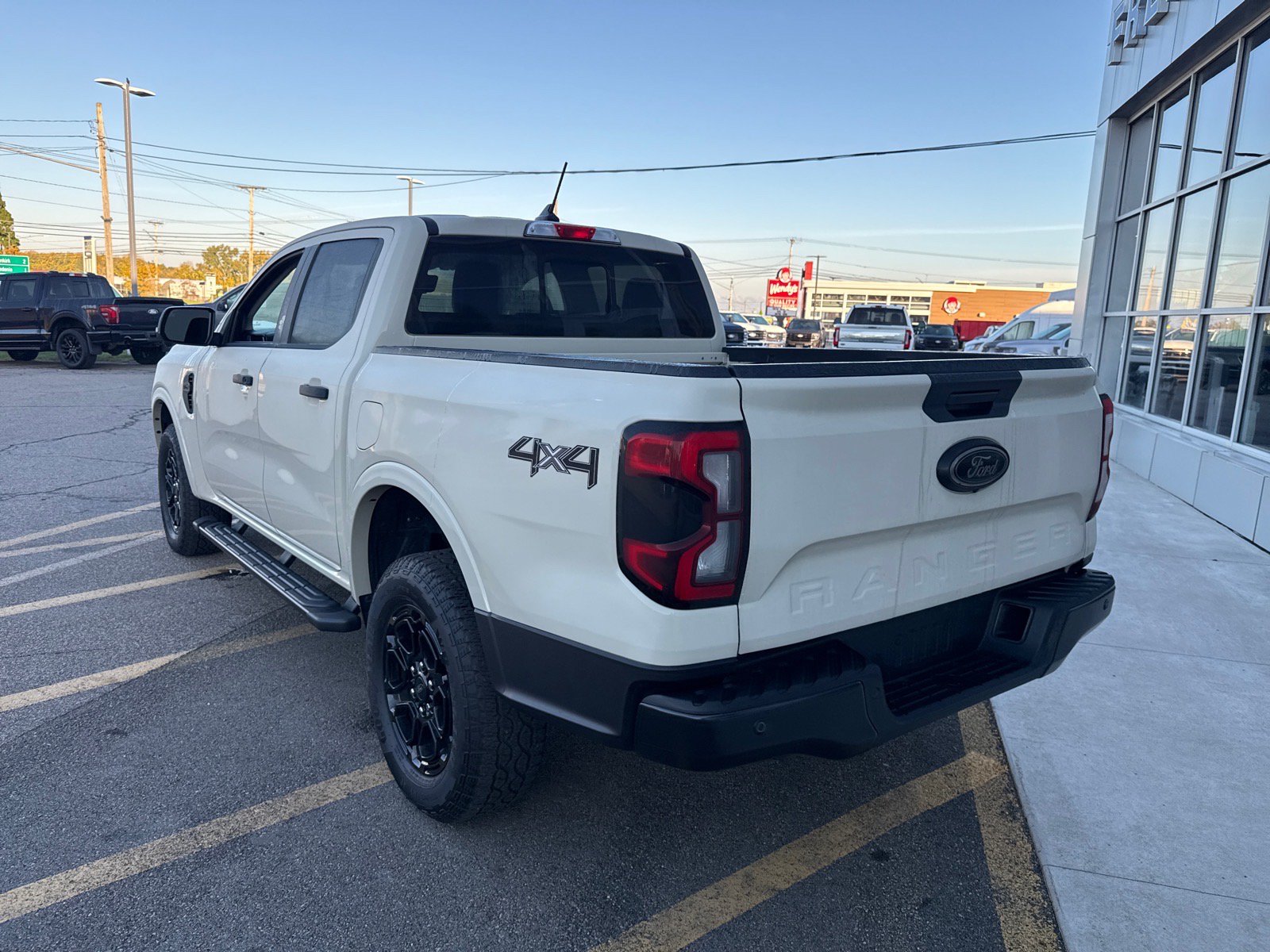 Used 2025 Ford Ranger XLT w/ Equipment Group 301A High AWD/4WD image 4