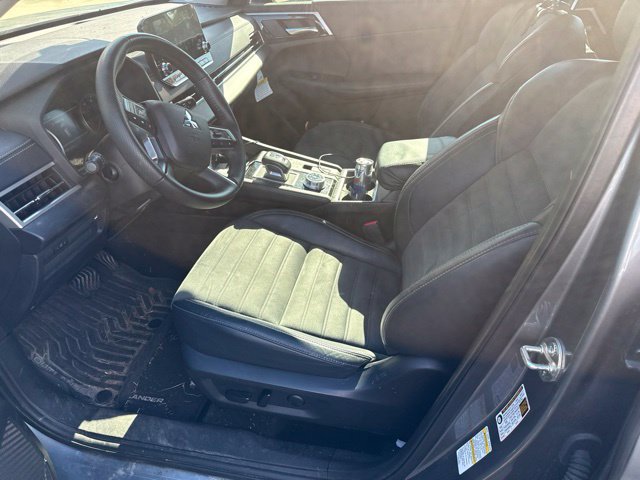 Used 2023 Mitsubishi Outlander SE FWD image 10