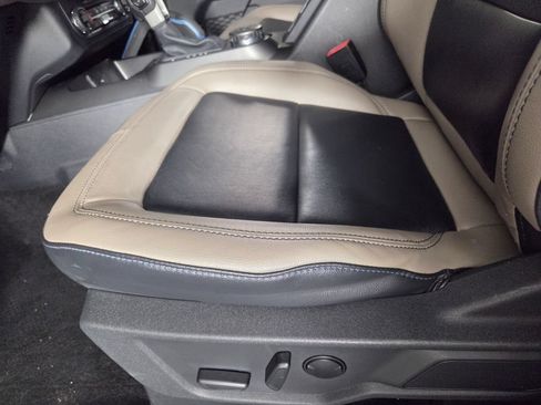 Used 2023 Ford Bronco Wildtrak AWD/4WD image 11