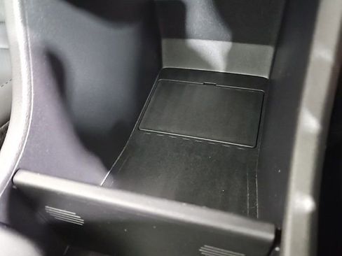 Used 2025 Hyundai Kona Limited image 28