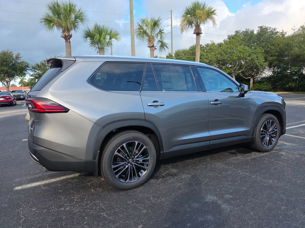 New 2026 Toyota Grand Highlander AWD Hybrid image 11