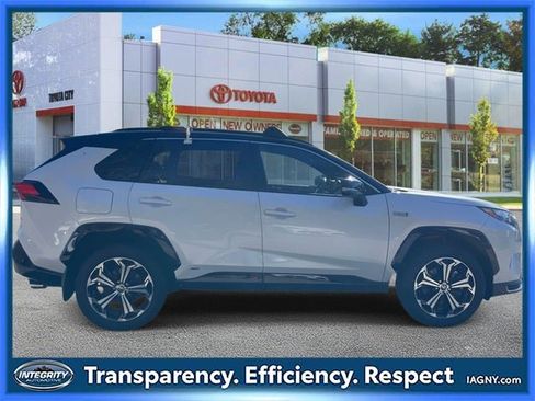 Certified 2023 Toyota RAV4 XSE image 5
