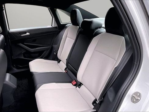 Used 2021 Volkswagen Jetta R-Line image 22
