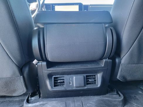 Used 2024 Chevrolet Silverado 1500 LT w/ Protection Package AWD/4WD image 36