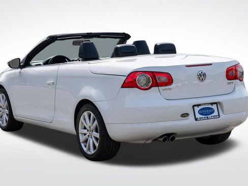 Used 2010 Volkswagen Eos Komfort FWD image 4