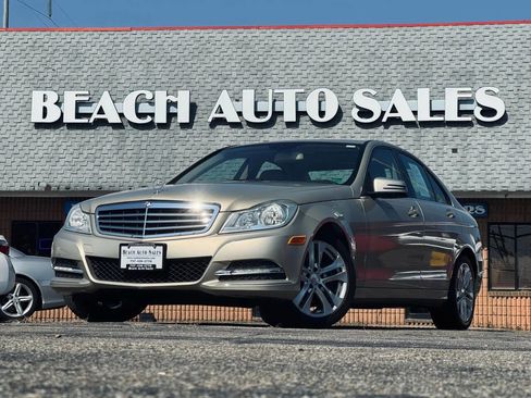Used 2012 Mercedes-Benz C 300 4MATIC Sedan image 14