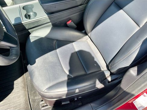 Used 2023 Tesla Model 3 Standard Range image 18