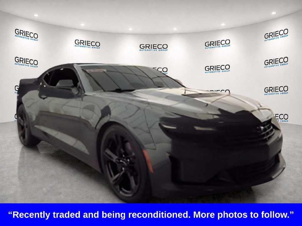 Used 2023 Chevrolet Camaro LT RWD image 1