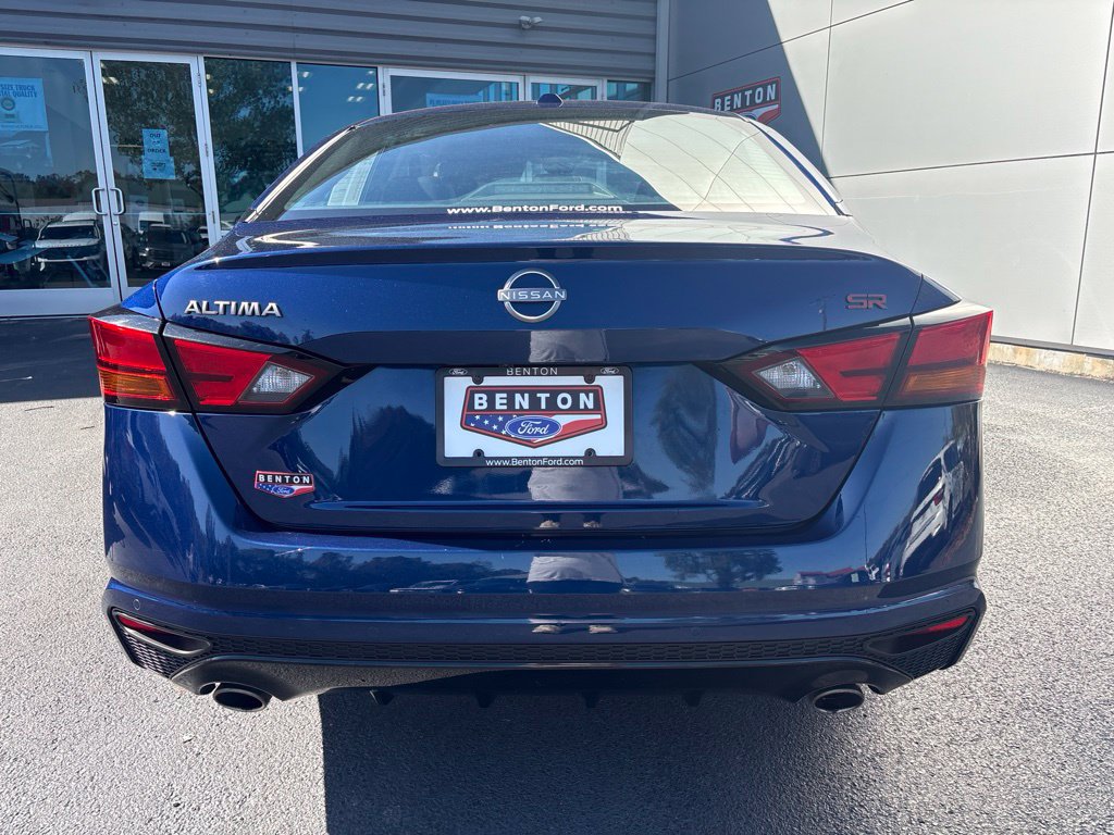 Used 2024 Nissan Altima 2.5 SR FWD image 7