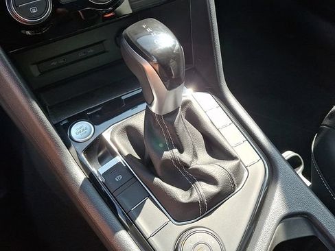 Certified 2023 Volkswagen Taos SEL AWD/4WD image 22