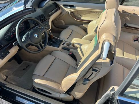 Used 2006 BMW 330Ci Convertible image 24