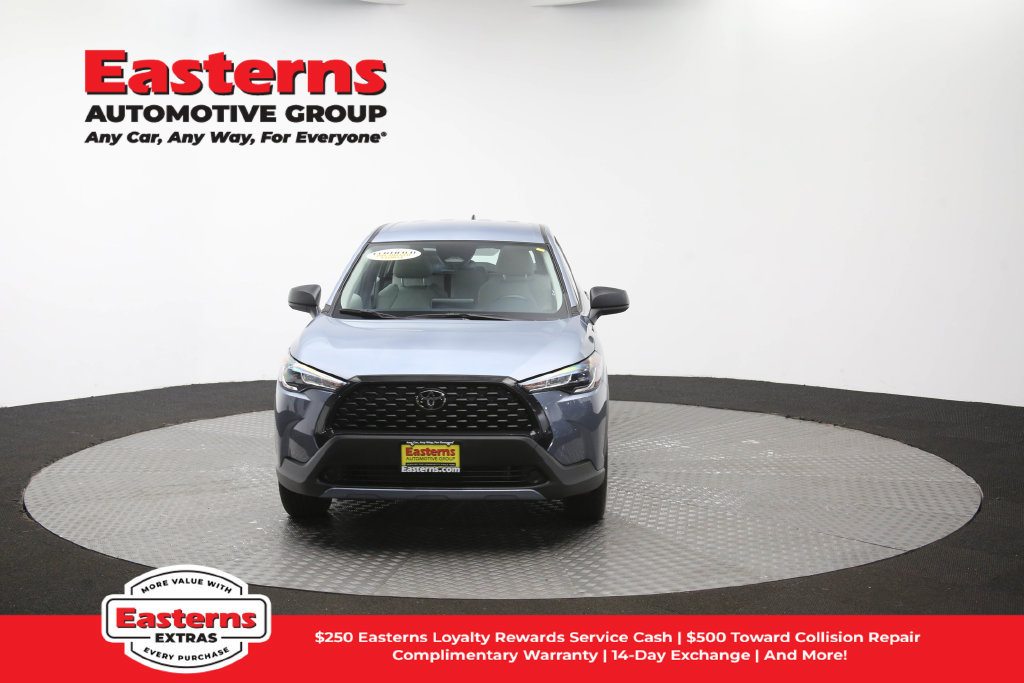 Used 2025 Toyota Corolla Cross L FWD image 52