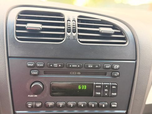 Used 2002 Ford Thunderbird RWD image 26
