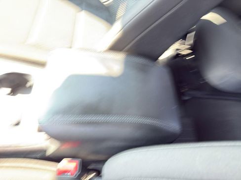 Used 2023 Ford Explorer XLT image 22