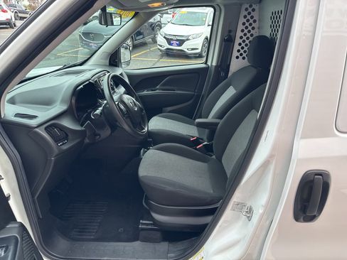 Used 2019 RAM ProMaster City Tradesman image 17